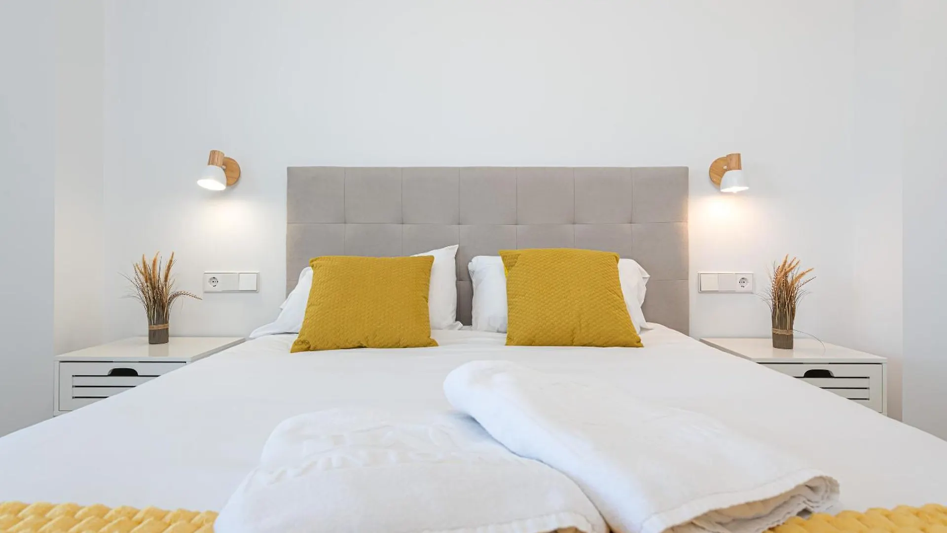 Wintowinrentals Exclusive Apartment With A Large Terrace In The Coastal Paradise Of Torre Del Mar 0*,  Spain