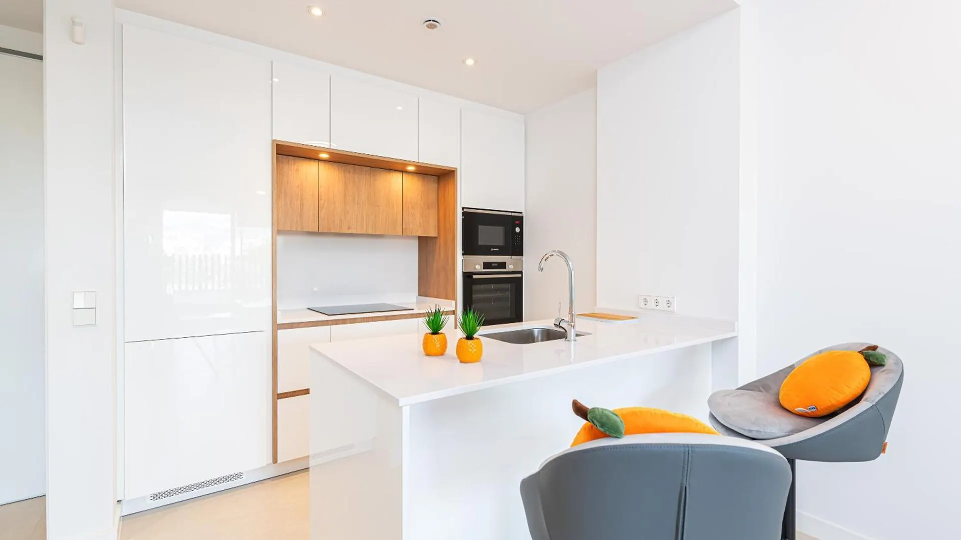 Wintowinrentals Exclusive Apartment With A Large Terrace In The Coastal Paradise Of Torre Del Mar